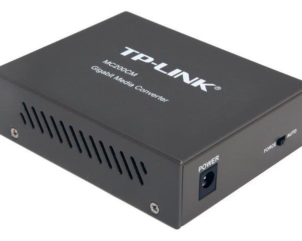 MC200CM Gigabit Multi-Mode Media Converter